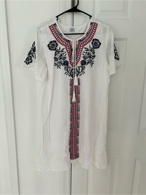 Chic Connection White Embroidered Tunic with Navy & Red Accents